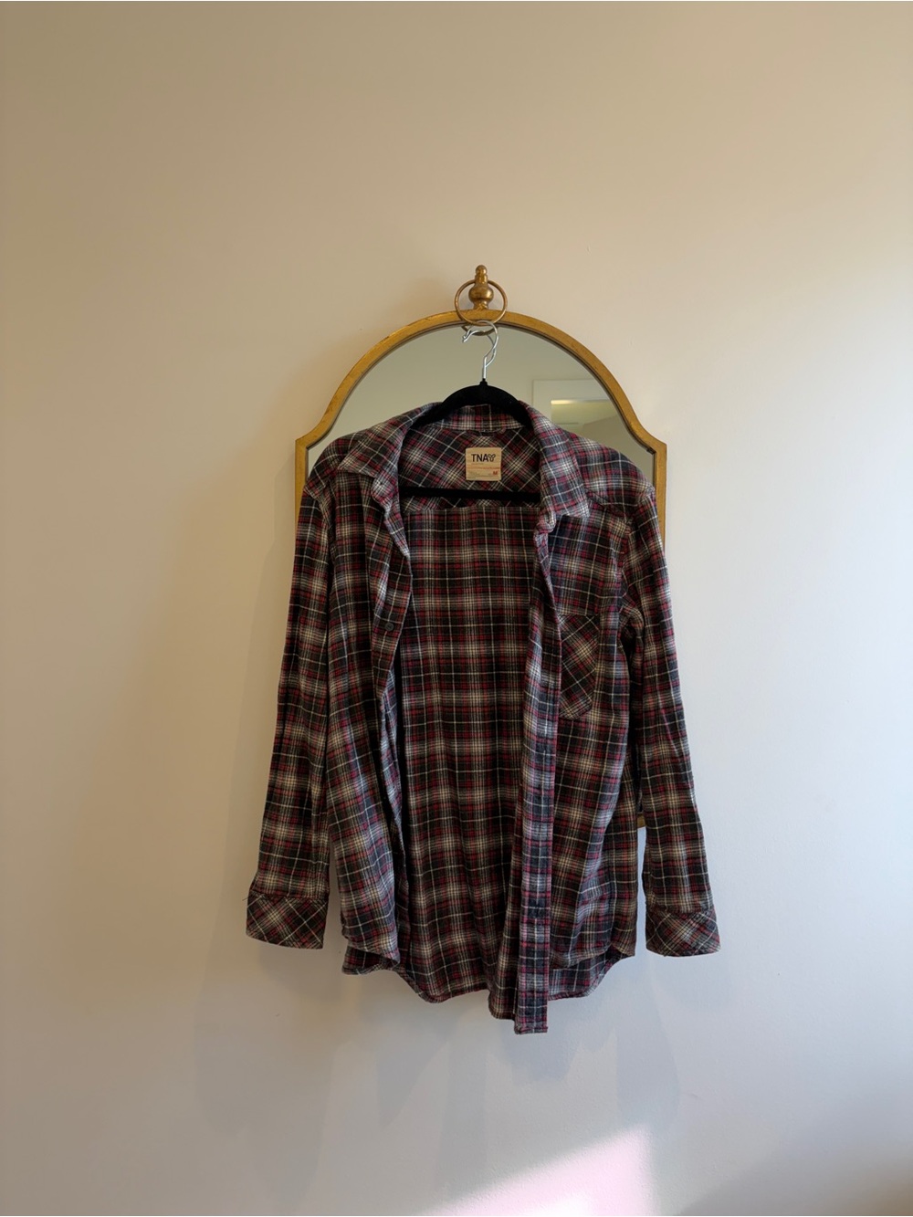 Cozy Plaid Button-Up Shirt in Burgundy